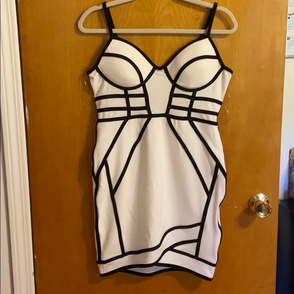 Black and Whit Dress